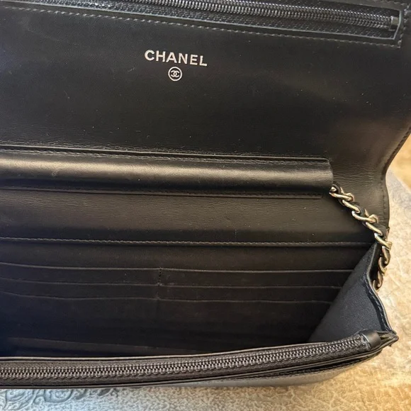 Chanel Black Caviar Leather Wallet on Chain - Picture 4 of 8